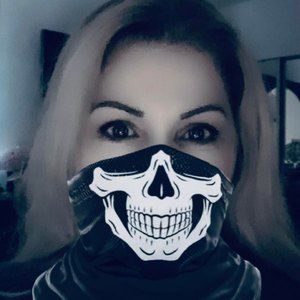 Meet your Posher, Aida